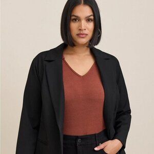 Torrid - Studio Luxe Long Line Blazer in Deep Black​​​